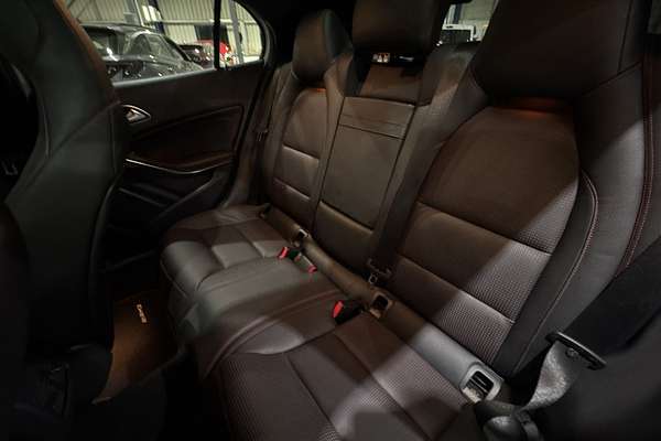 2014 Mercedes-Benz GLA-Class GLA250 X156