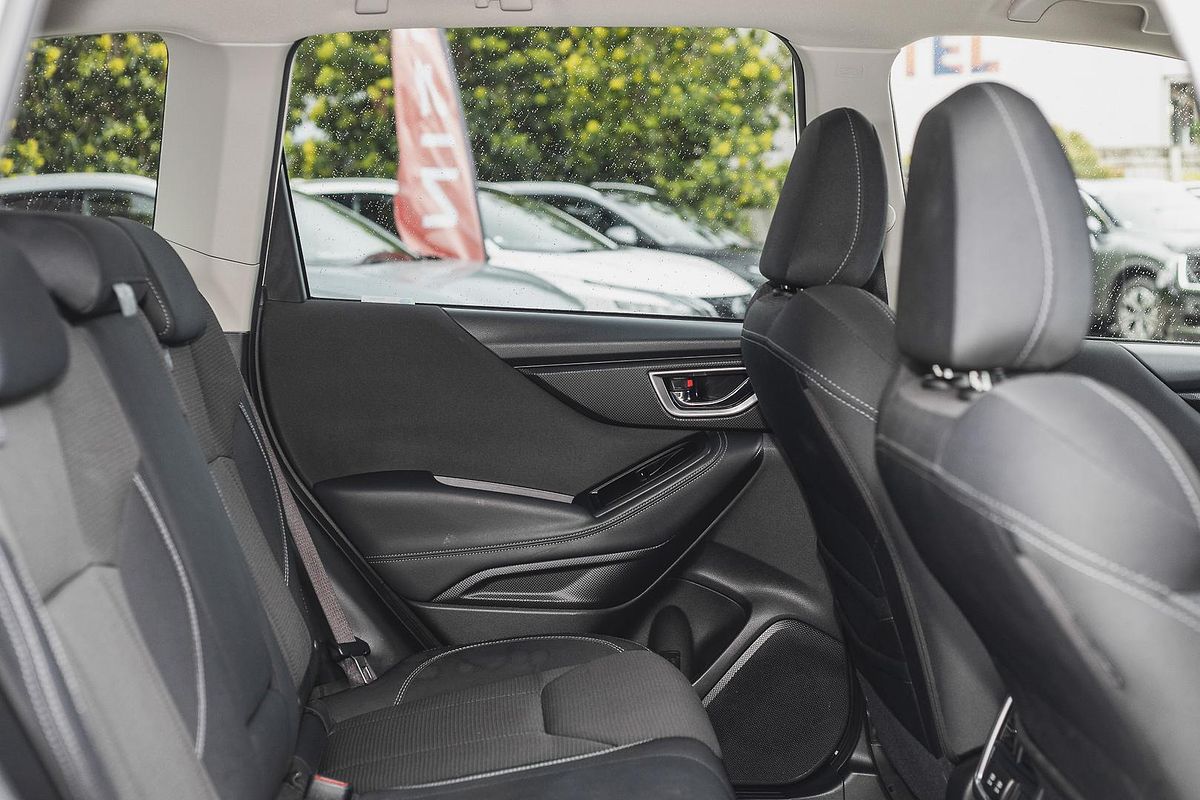 2023 Subaru Forester 2.5i S5