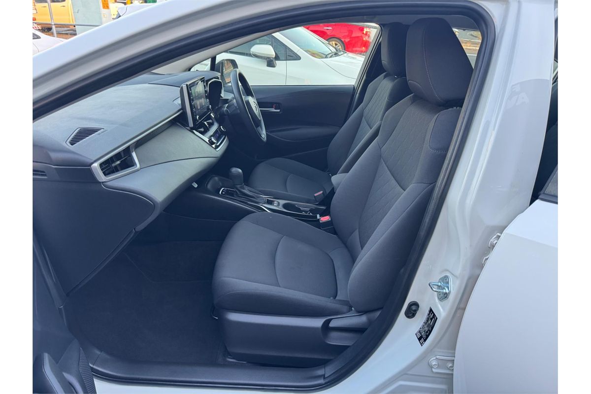 2020 Toyota COROLLA ASCENT SPORT HYBRID ZWE211R