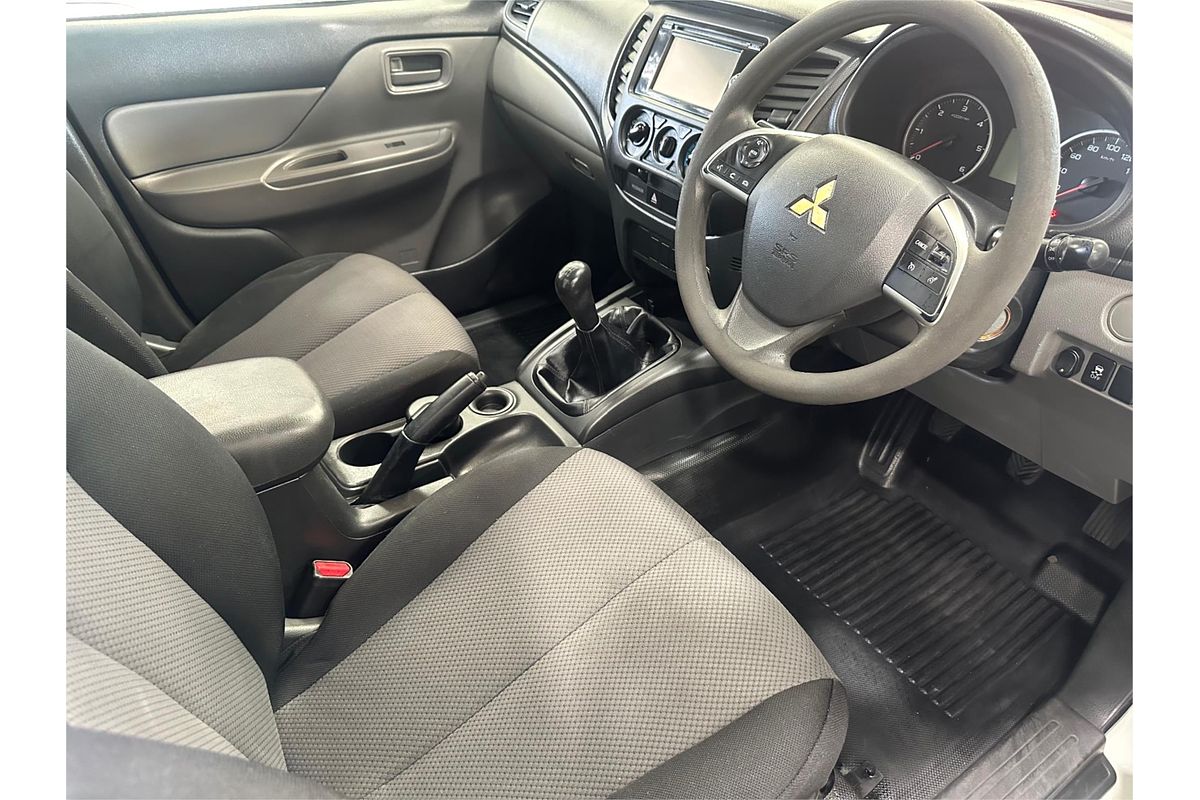 2017 Mitsubishi Triton GLX MQ Rear Wheel Drive