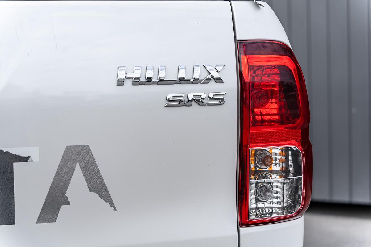 2019 Toyota Hilux SR5 GUN126R 4X4