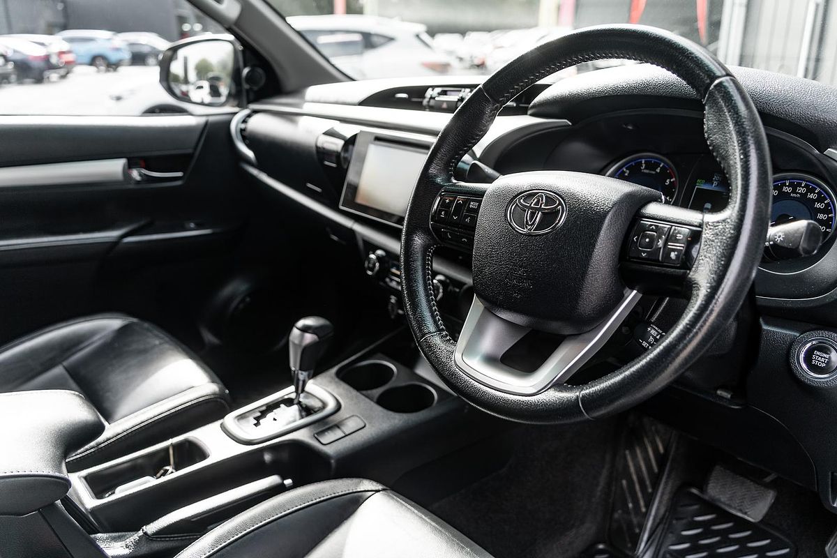 2019 Toyota Hilux SR5 GUN126R 4X4