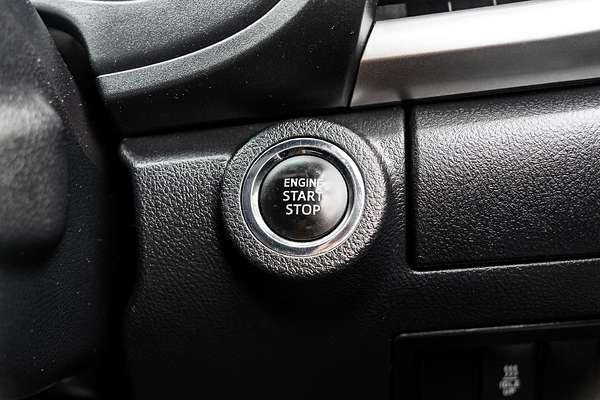 2019 Toyota Hilux SR5 GUN126R 4X4