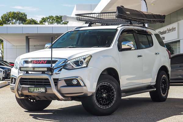 2017 Isuzu MU-X LS-T