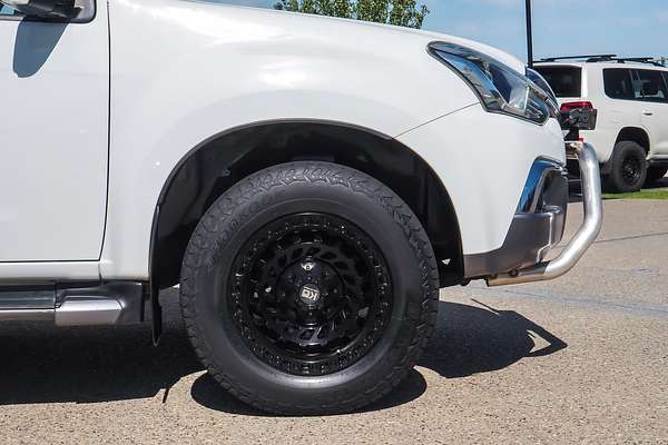 2017 Isuzu MU-X LS-T