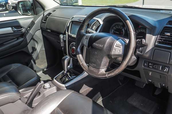 2017 Isuzu MU-X LS-T