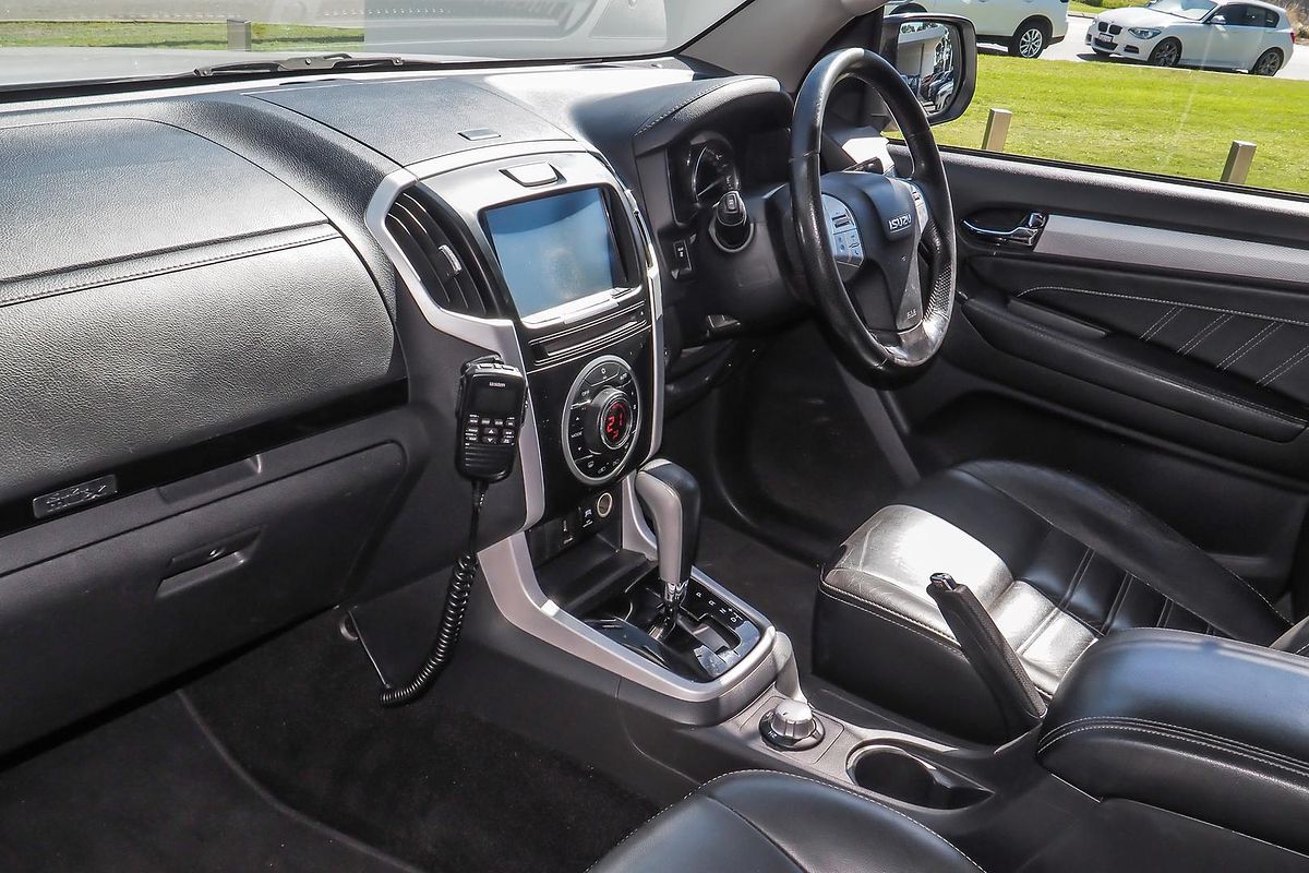 2017 Isuzu MU-X LS-T