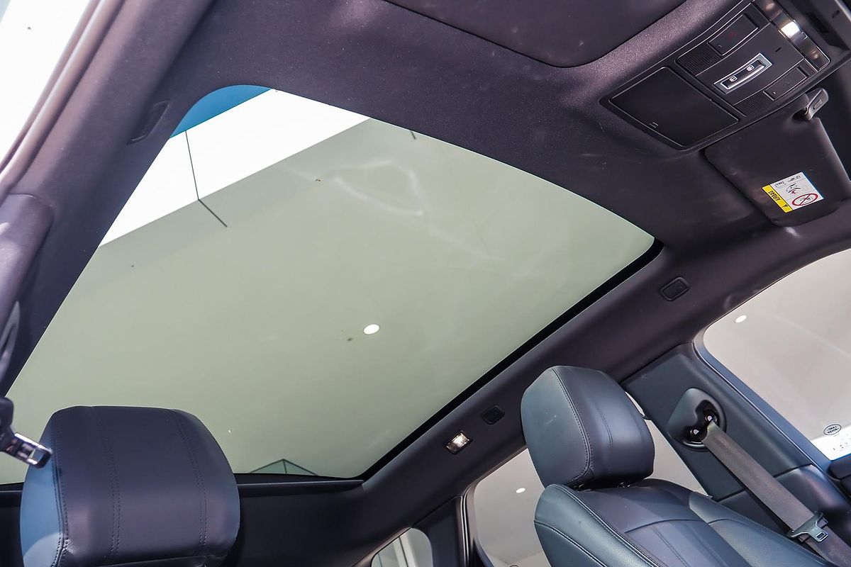 2019 Land Rover Range Rover Evoque P200 S L551