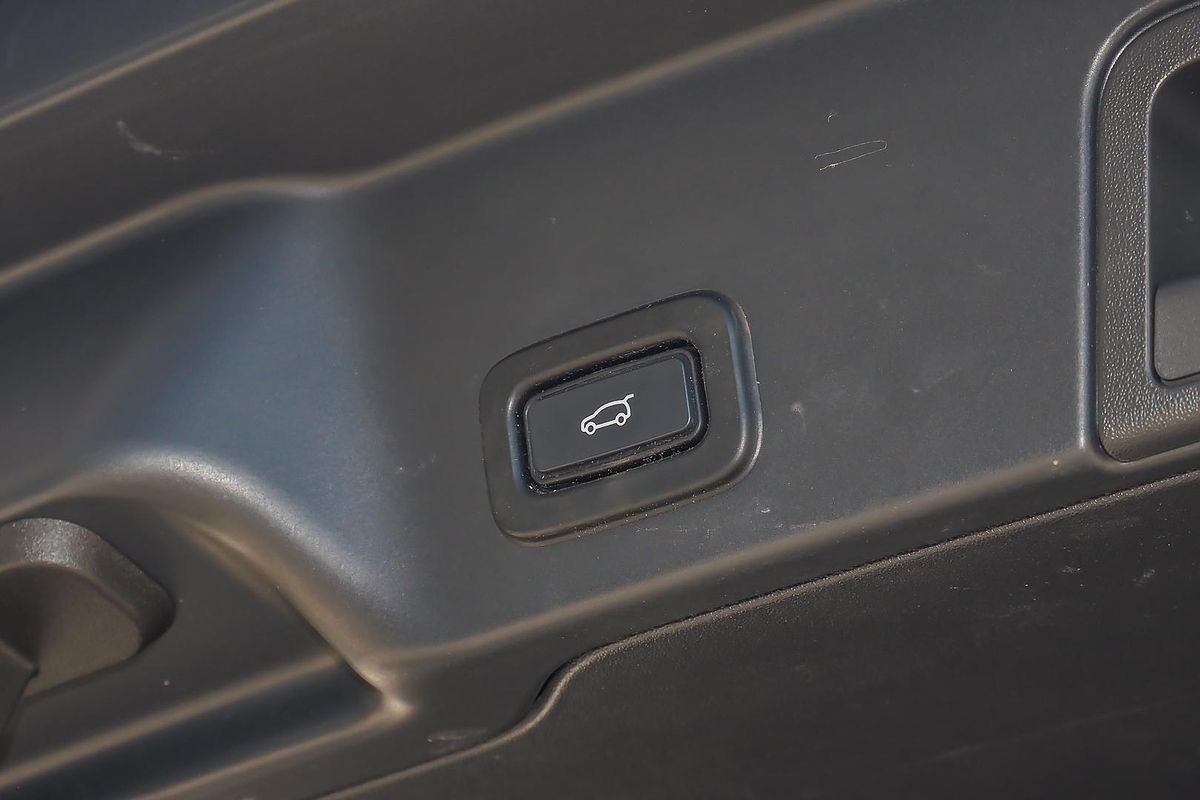 2019 Land Rover Range Rover Evoque P200 S L551