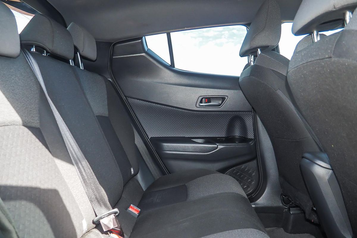 2020 Toyota C-HR NGX10R