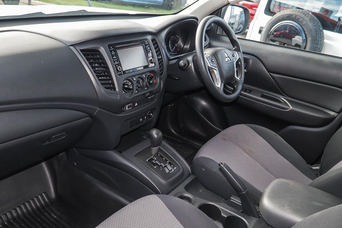 2022 Mitsubishi Triton GLX MR Rear Wheel Drive