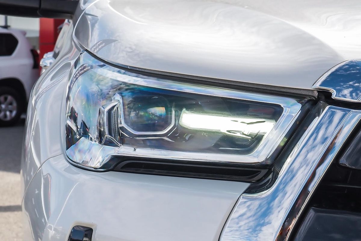 2022 Toyota Hilux SR5 GUN126R 4X4