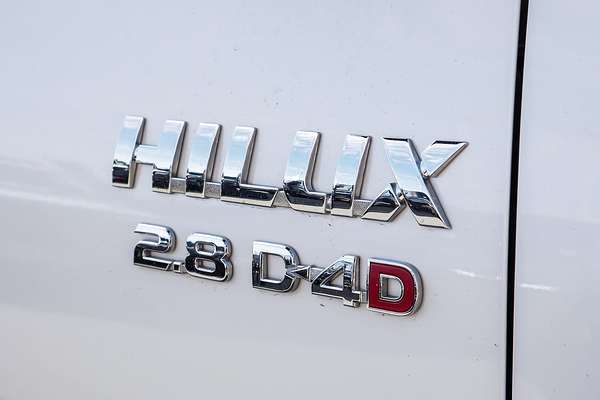 2022 Toyota Hilux SR5 GUN126R 4X4