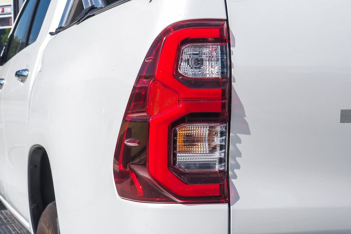 2022 Toyota Hilux SR5 GUN126R 4X4