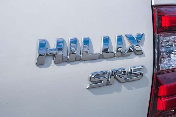 2022 Toyota Hilux SR5 GUN126R 4X4