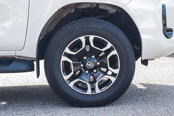2022 Toyota Hilux SR5 GUN126R 4X4