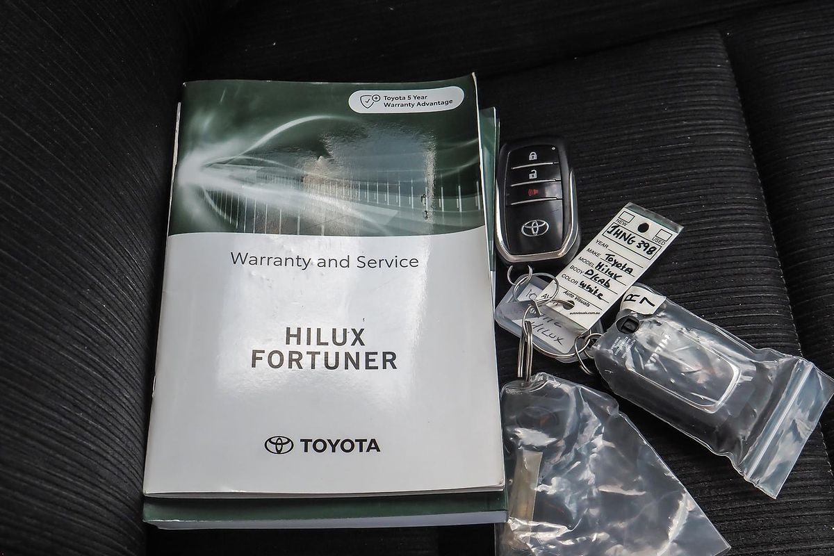 2022 Toyota Hilux SR5 GUN126R 4X4