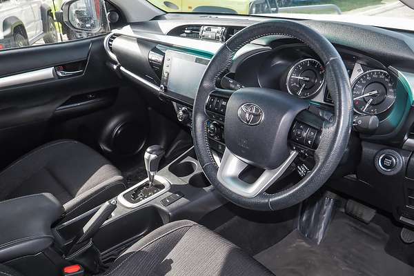 2022 Toyota Hilux SR5 GUN126R 4X4