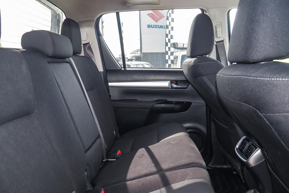 2022 Toyota Hilux SR5 GUN126R 4X4