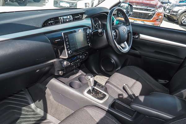 2022 Toyota Hilux SR5 GUN126R 4X4