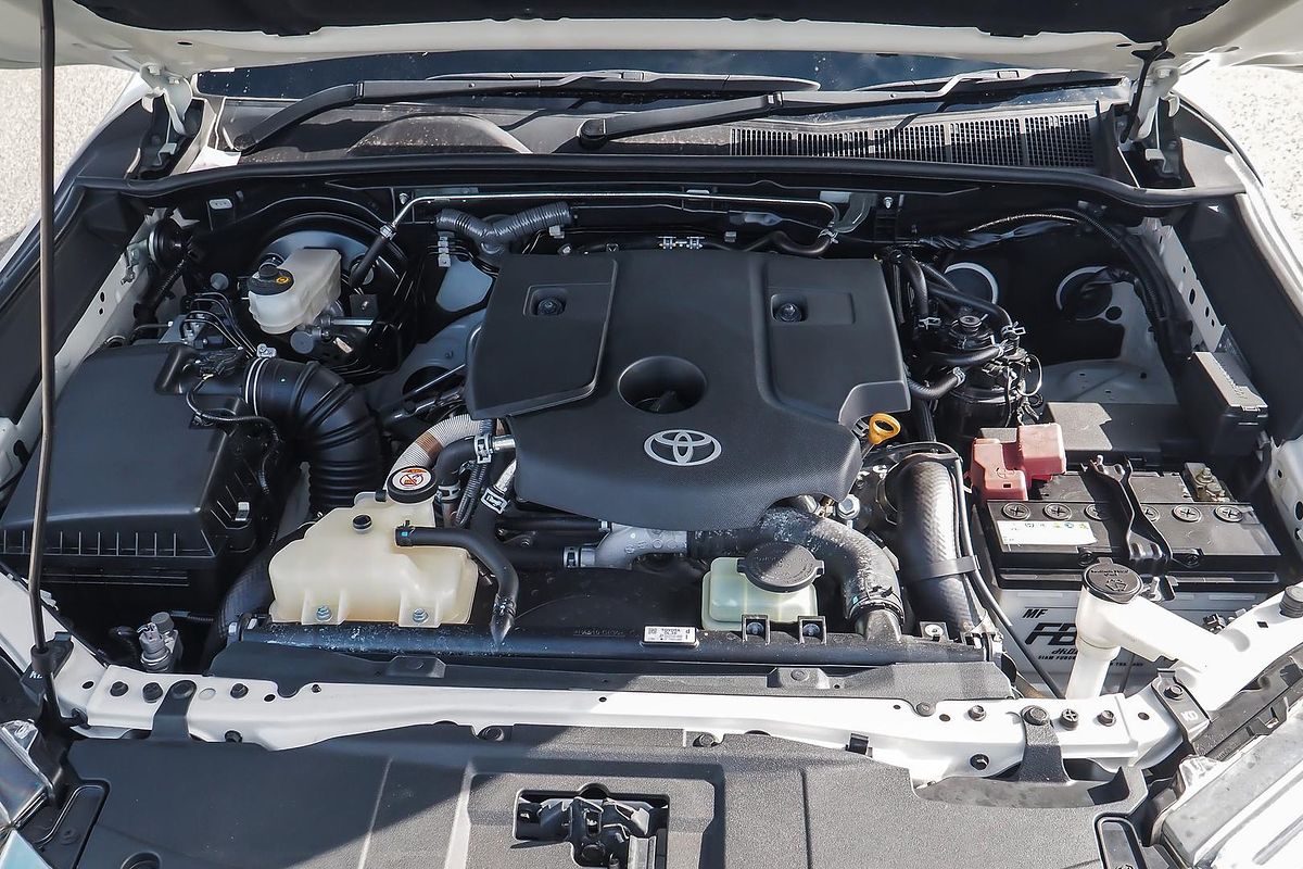 2022 Toyota Hilux SR5 GUN126R 4X4
