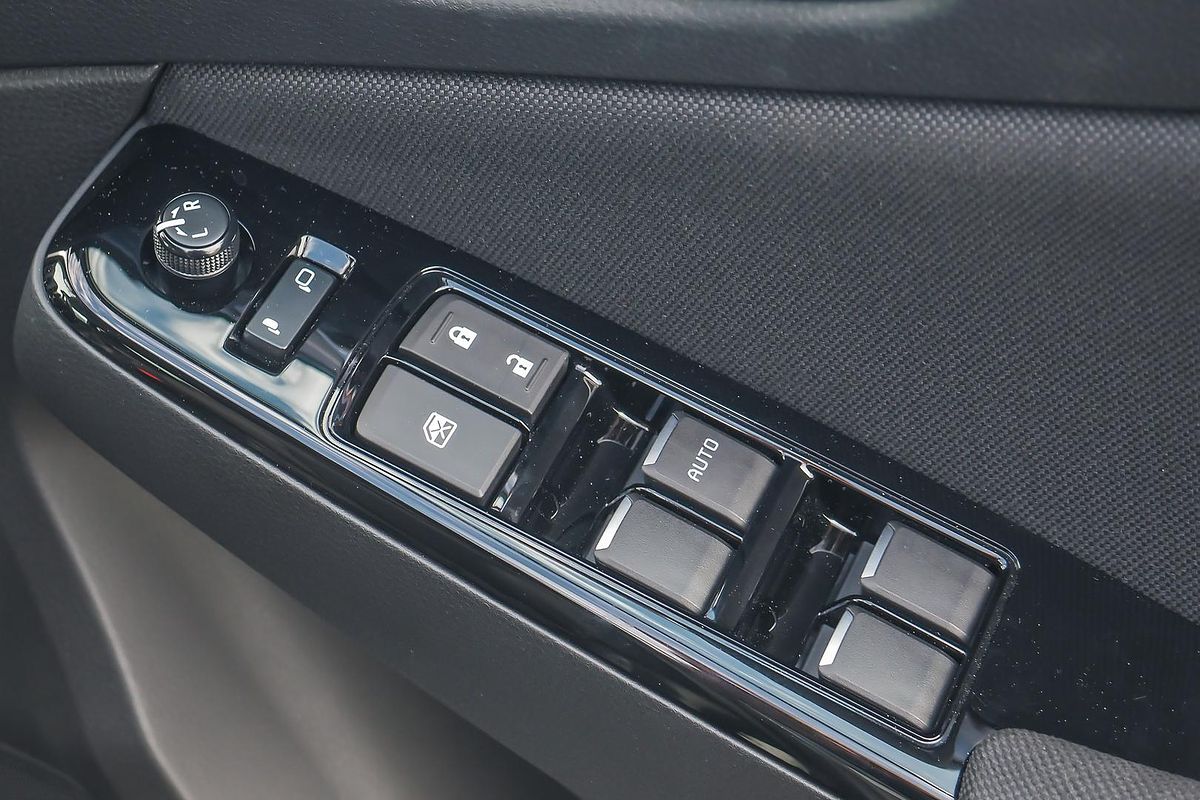 2025 Isuzu MU-X