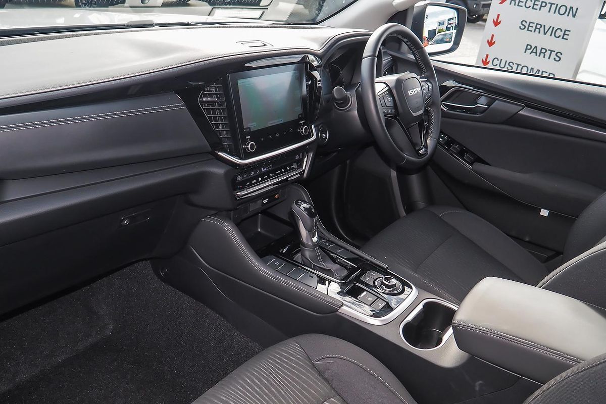 2025 Isuzu MU-X