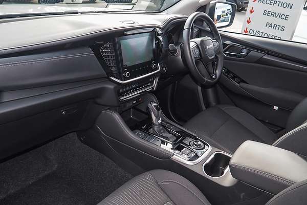 2025 Isuzu MU-X