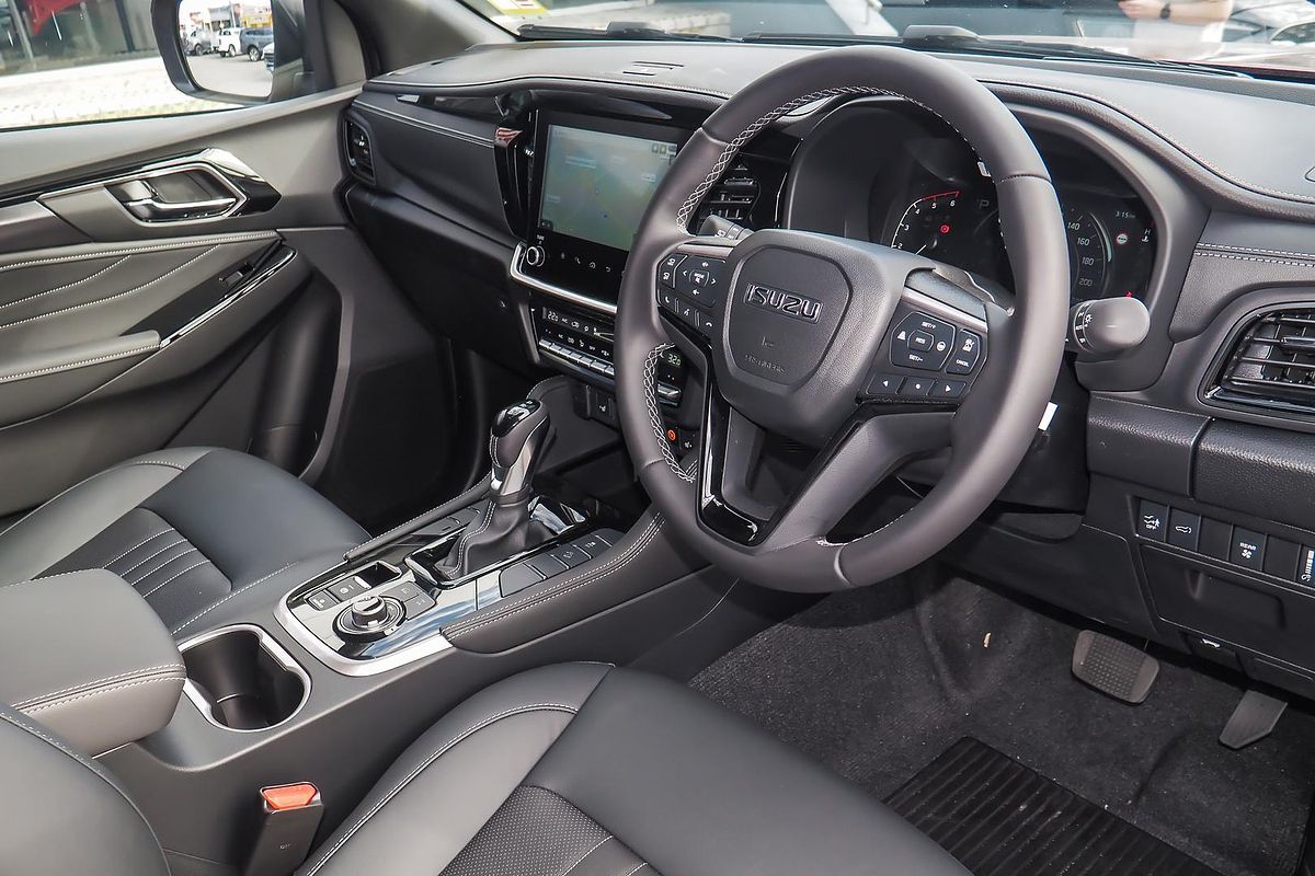 2025 Isuzu MU-X