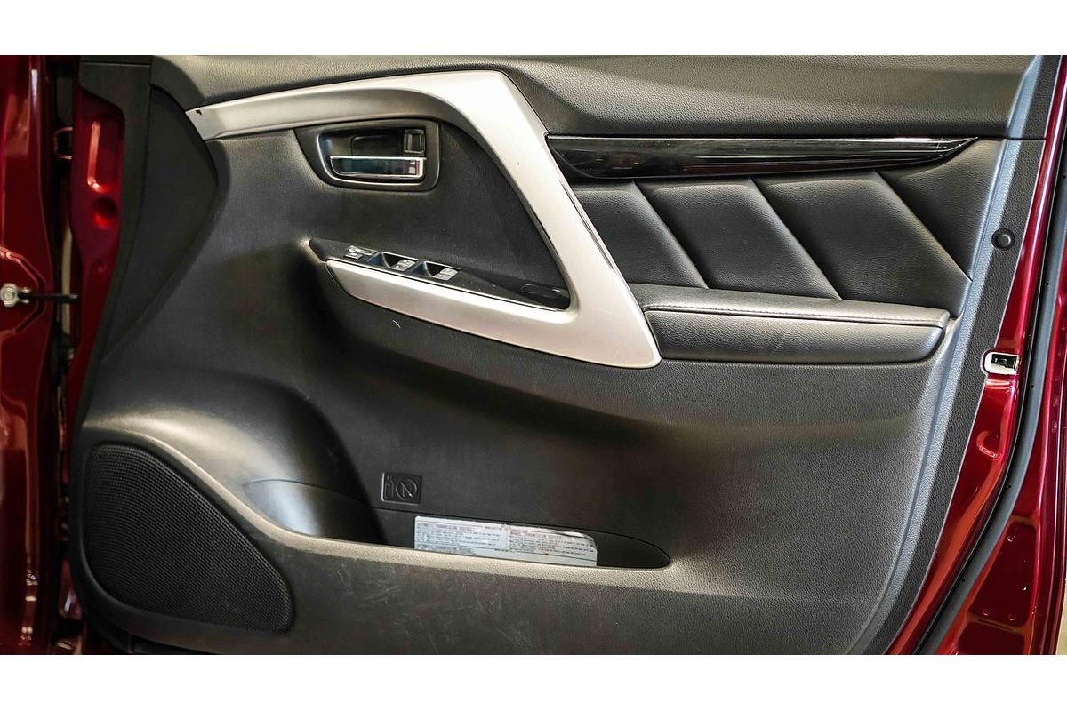 2017 Mitsubishi Pajero Sport GLS QE
