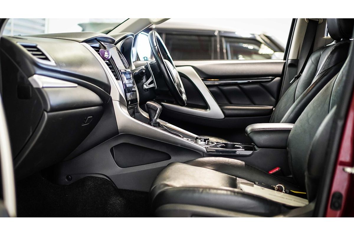 2017 Mitsubishi Pajero Sport GLS QE