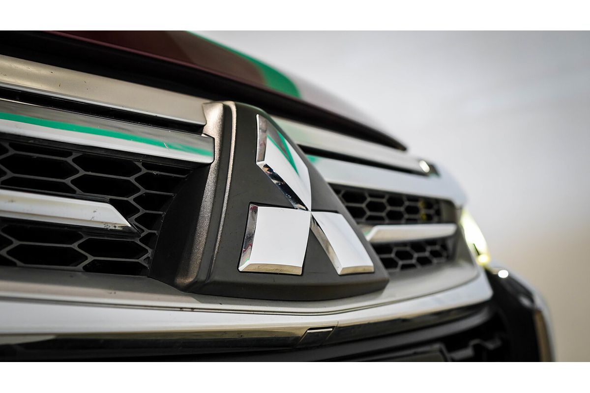2017 Mitsubishi Pajero Sport GLS QE