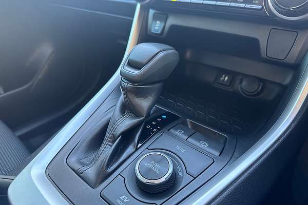 2019 Toyota RAV4 GX AXAH54R