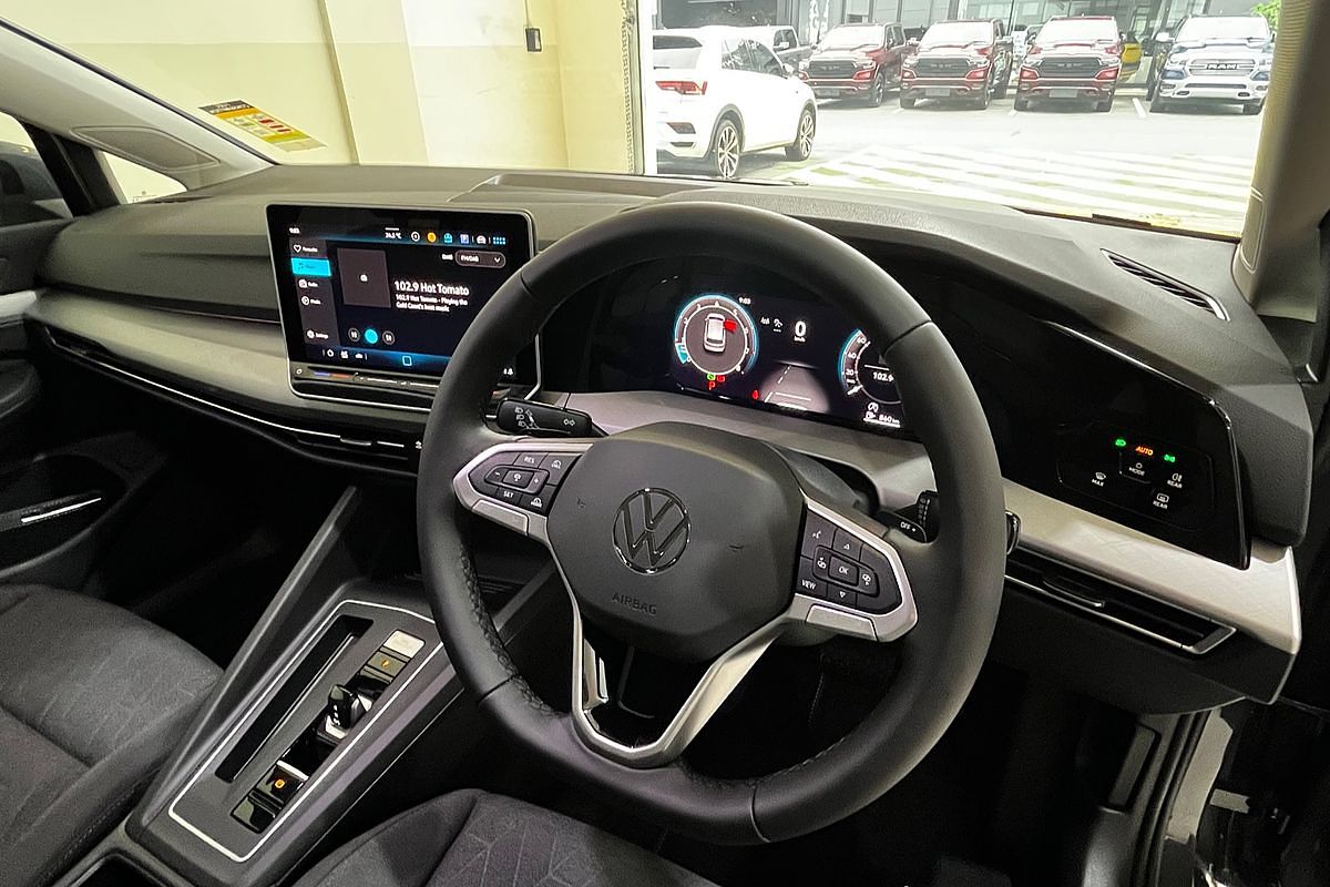 2025 Volkswagen Golf 110TSI Life 8.5