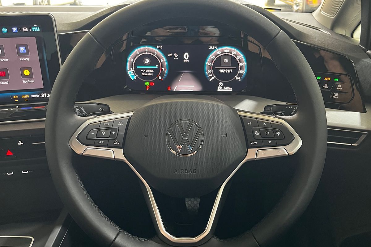 2025 Volkswagen Golf 110TSI Life 8.5