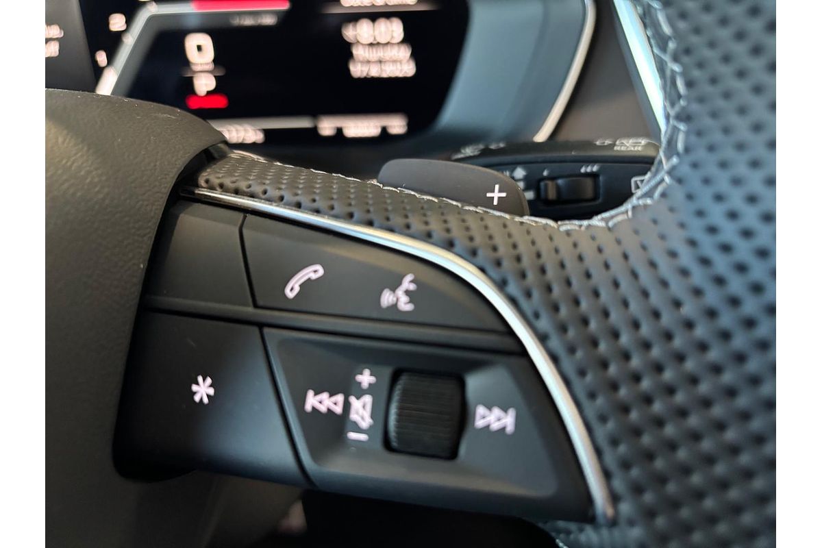 2025 Audi SQ5 TDI FY