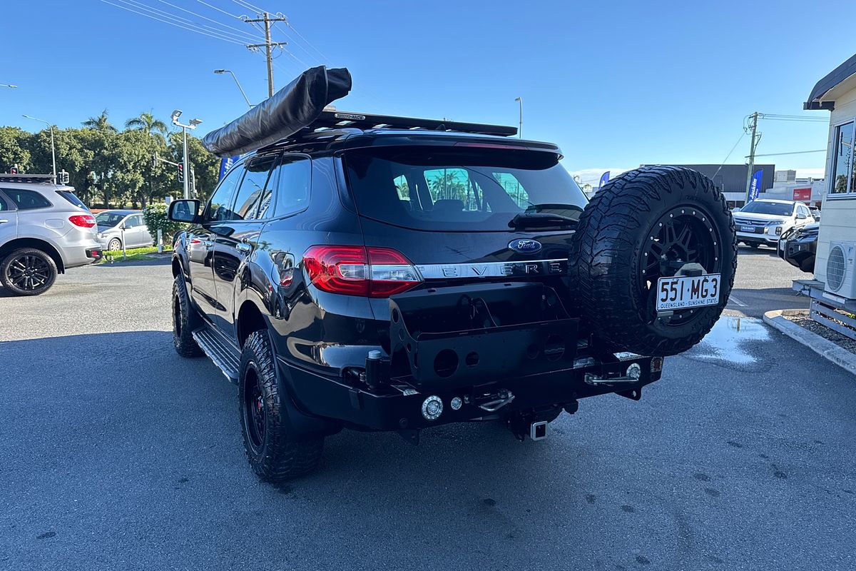 2015 Ford Everest Titanium UA