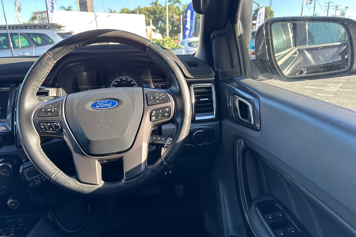 2015 Ford Everest Titanium UA