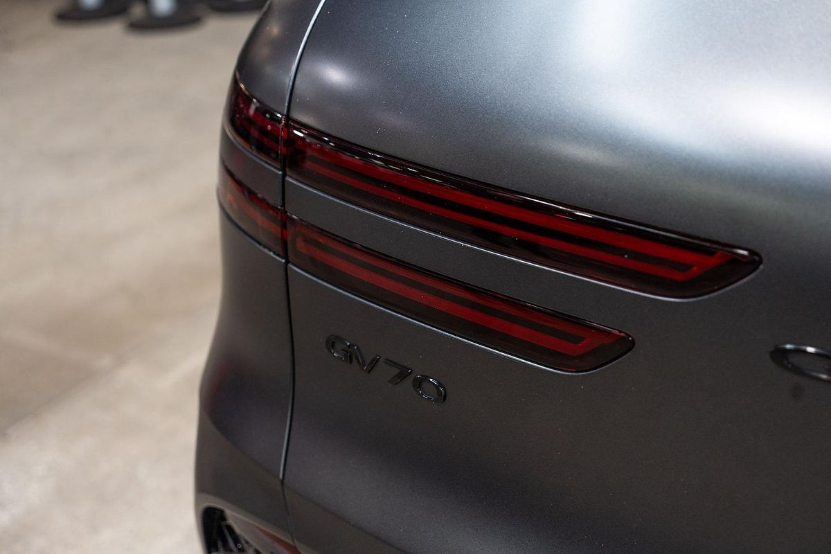 2022 Genesis GV70 3.5T AWD Sport JK.V1