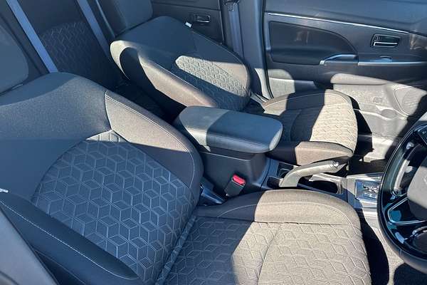2024 Mitsubishi ASX LS XD