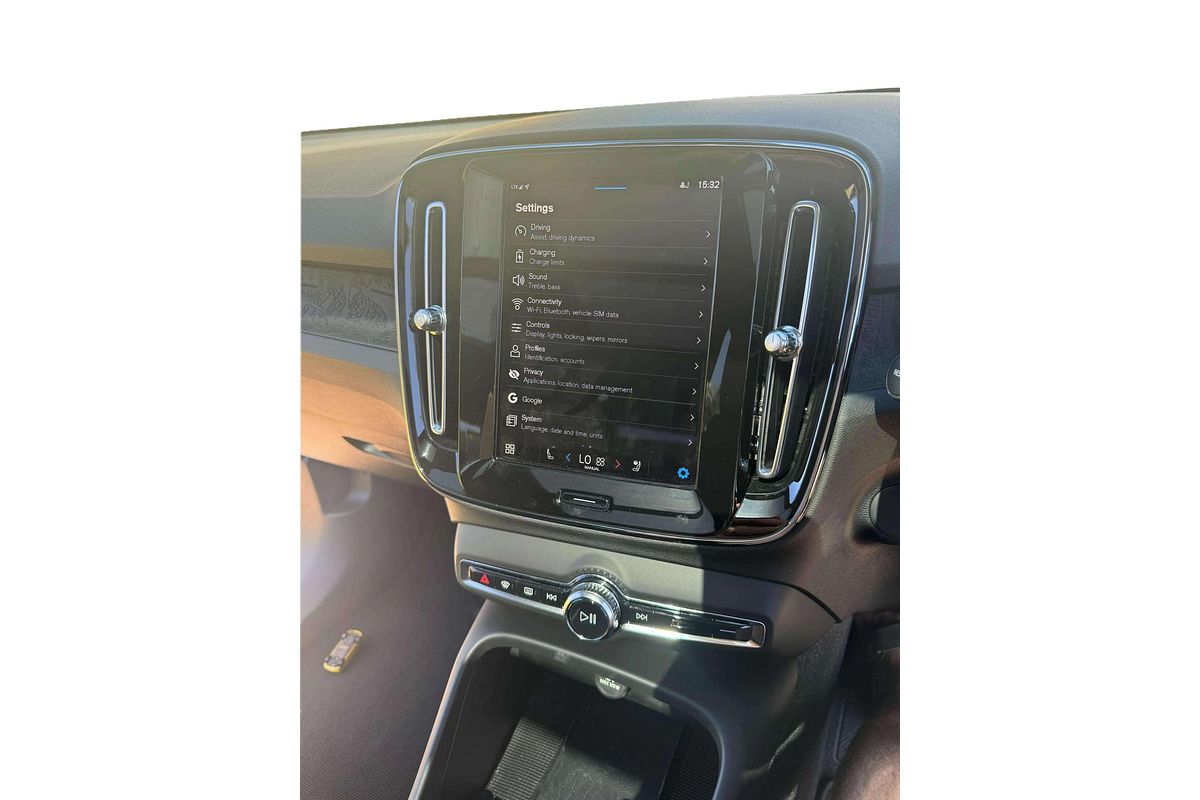 2023 Volvo XC40 Recharge Pure Electric