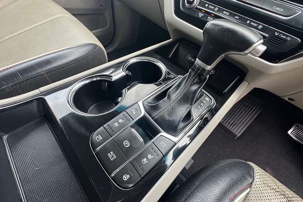 2019 Kia Carnival Platinum YP