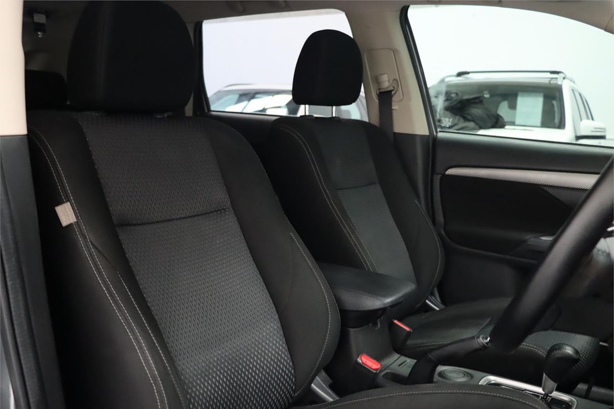 2015 Mitsubishi Outlander LS ZK