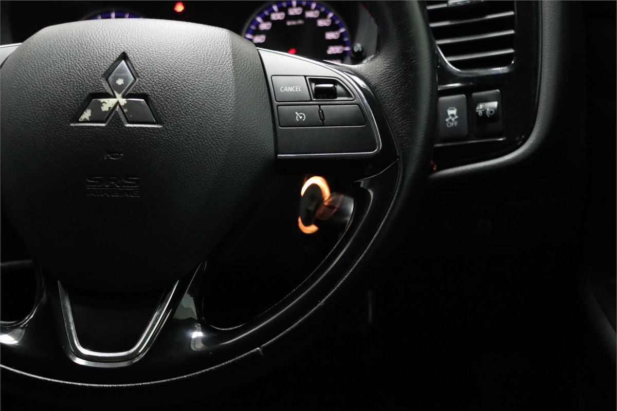 2015 Mitsubishi Outlander LS ZK
