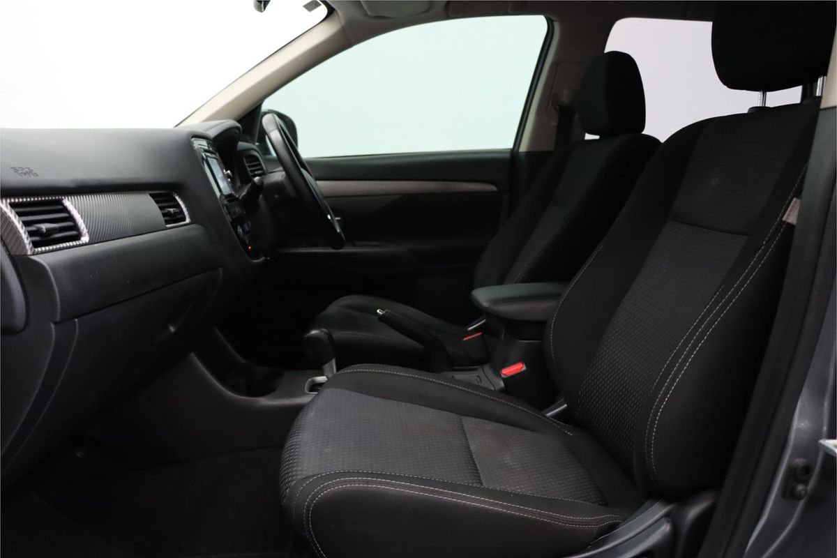 2015 Mitsubishi Outlander LS ZK