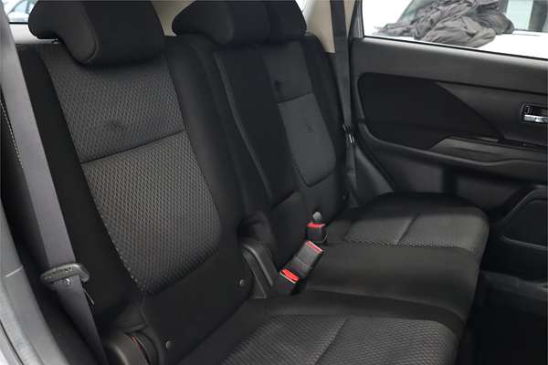 2015 Mitsubishi Outlander LS ZK