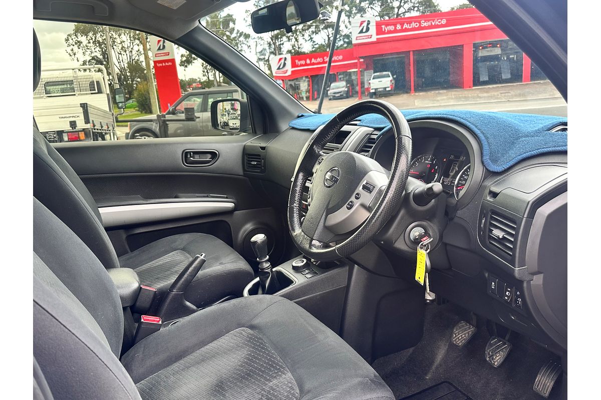 2012 Nissan X-TRAIL ST T31