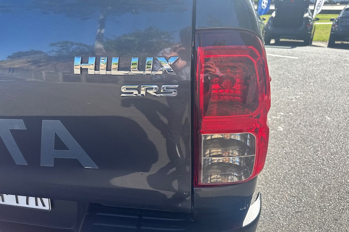 2019 Toyota Hilux SR5 GUN126R 4X4