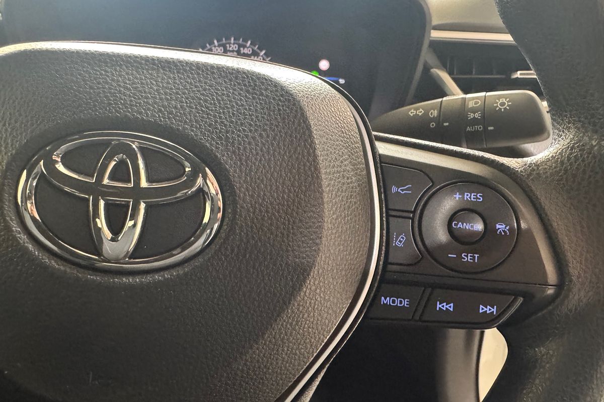 2021 Toyota Corolla Ascent Sport Hybrid ZWE211R