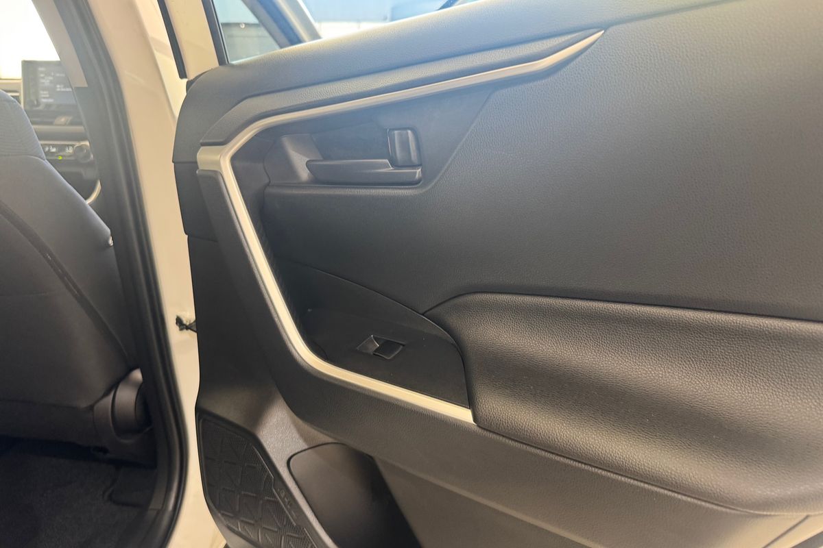 2021 Toyota RAV4 GX AXAH52R